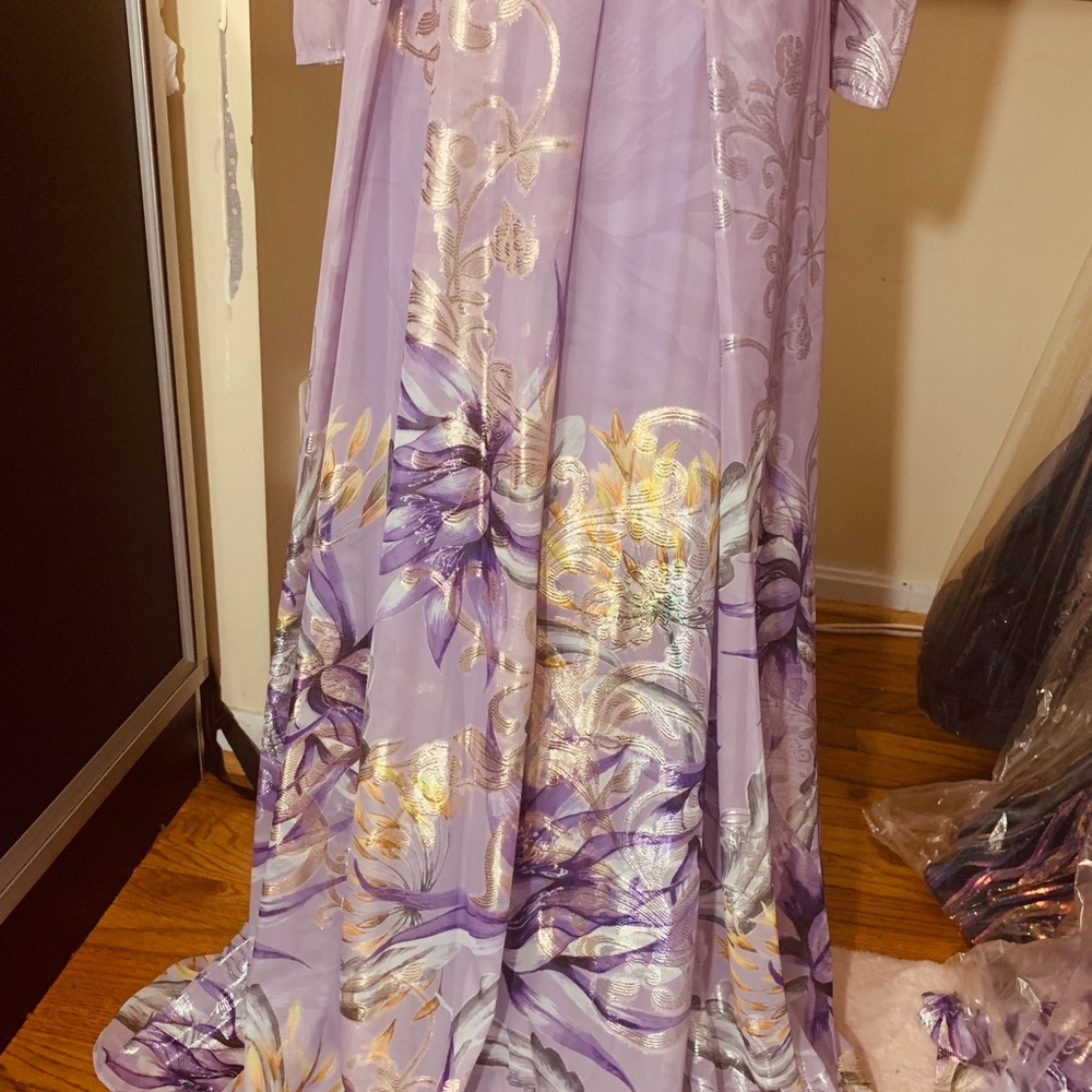 Dress - Picture 4 of 8